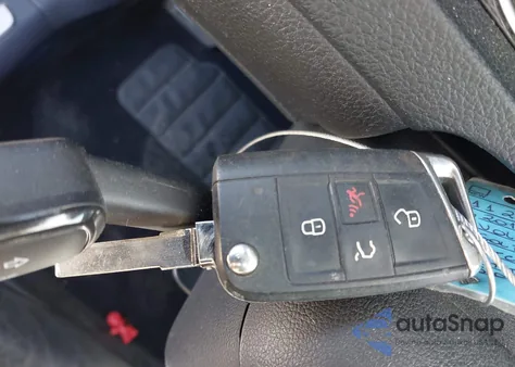 2015 Volkswagen Golf Gti 2.0T Autobahn 4-Door z USA, uszkodzony, nr VIN 3VW4T7AU3FM055032